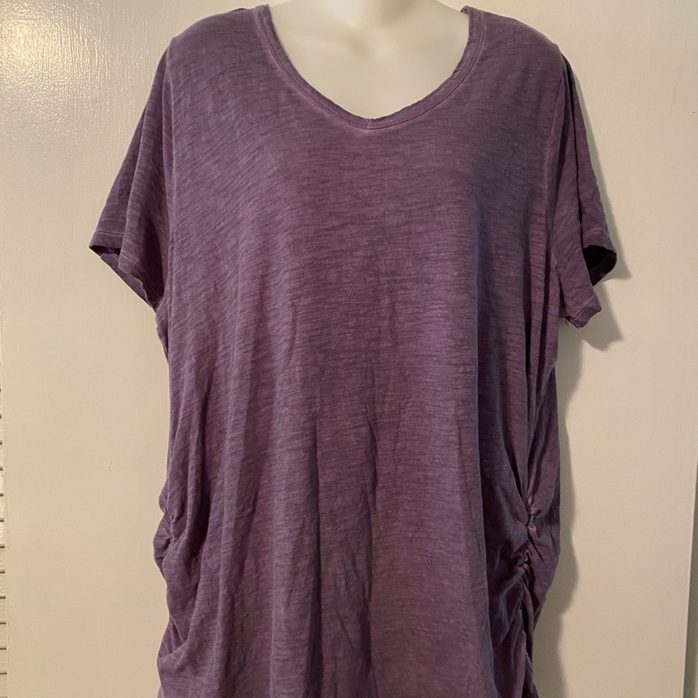LANE BRYANT T-SHIRT